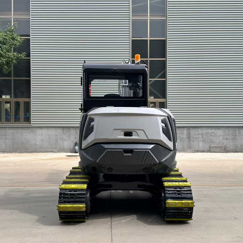 Piccolo escavatore in vendita