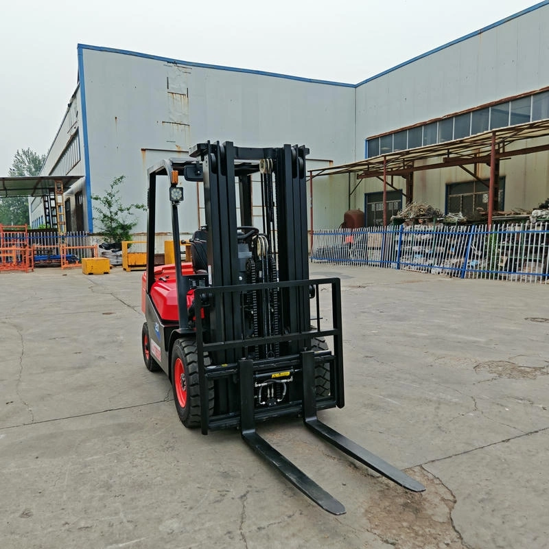 Carrello elevatore diesel di piccole dimensioni