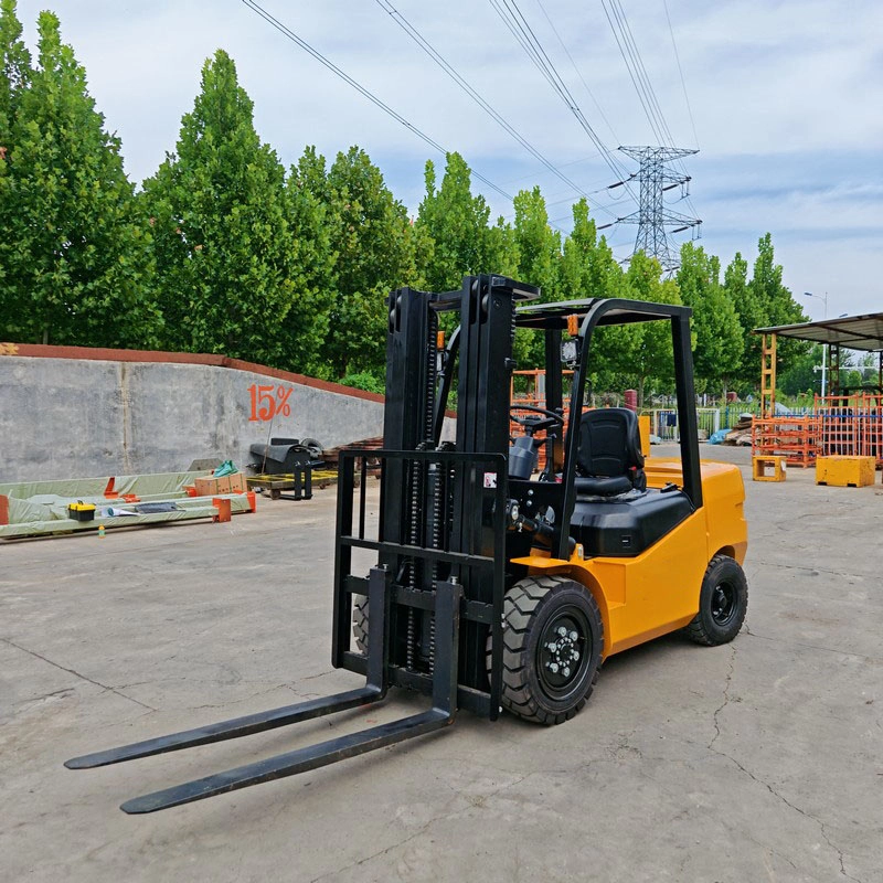 Carrello elevatore a batteria al litio