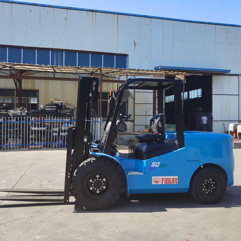 carrello elevatore elettrico da 5 tonnellate
