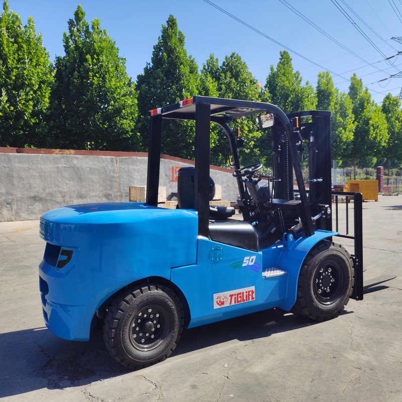 carrello elevatore elettrico da 5 tonnellate