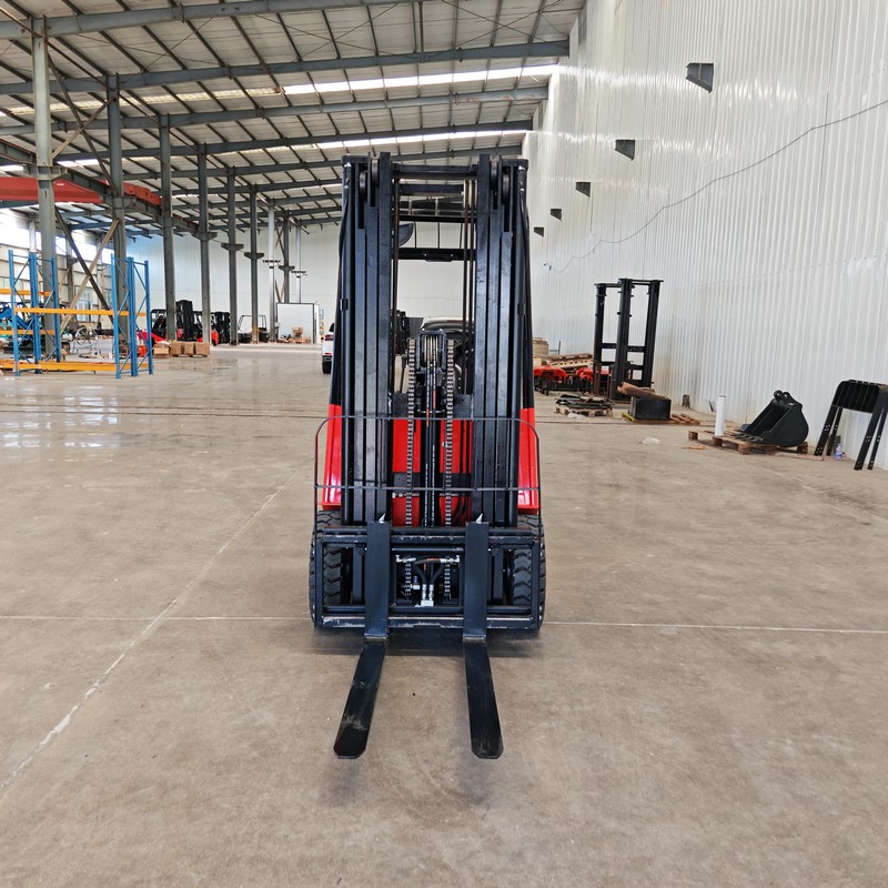 carrello elevatore elettrico da 2 tonnellate