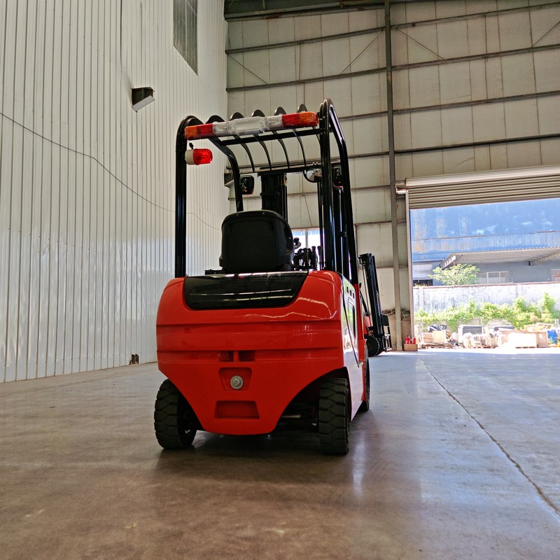 carrello elevatore elettrico da 2 tonnellate