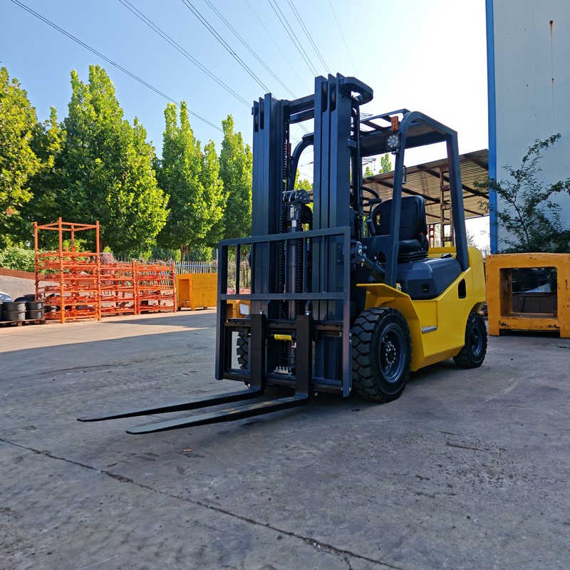 Carrello elevatore diesel da 2,5 t