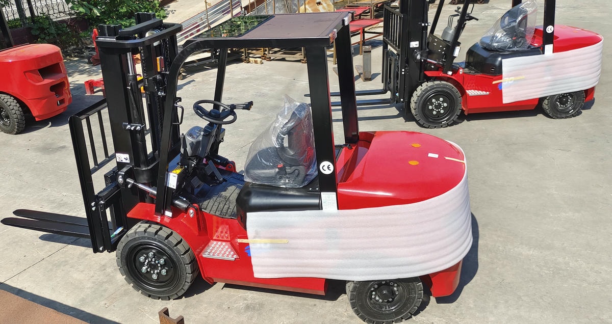 foto di spedizione di carrelli elevatori diesel