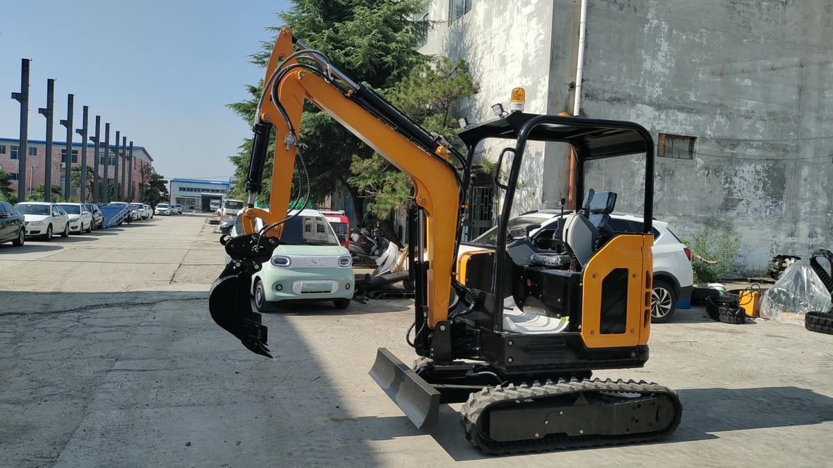 Miniescavatore da 2,5 tonnellate