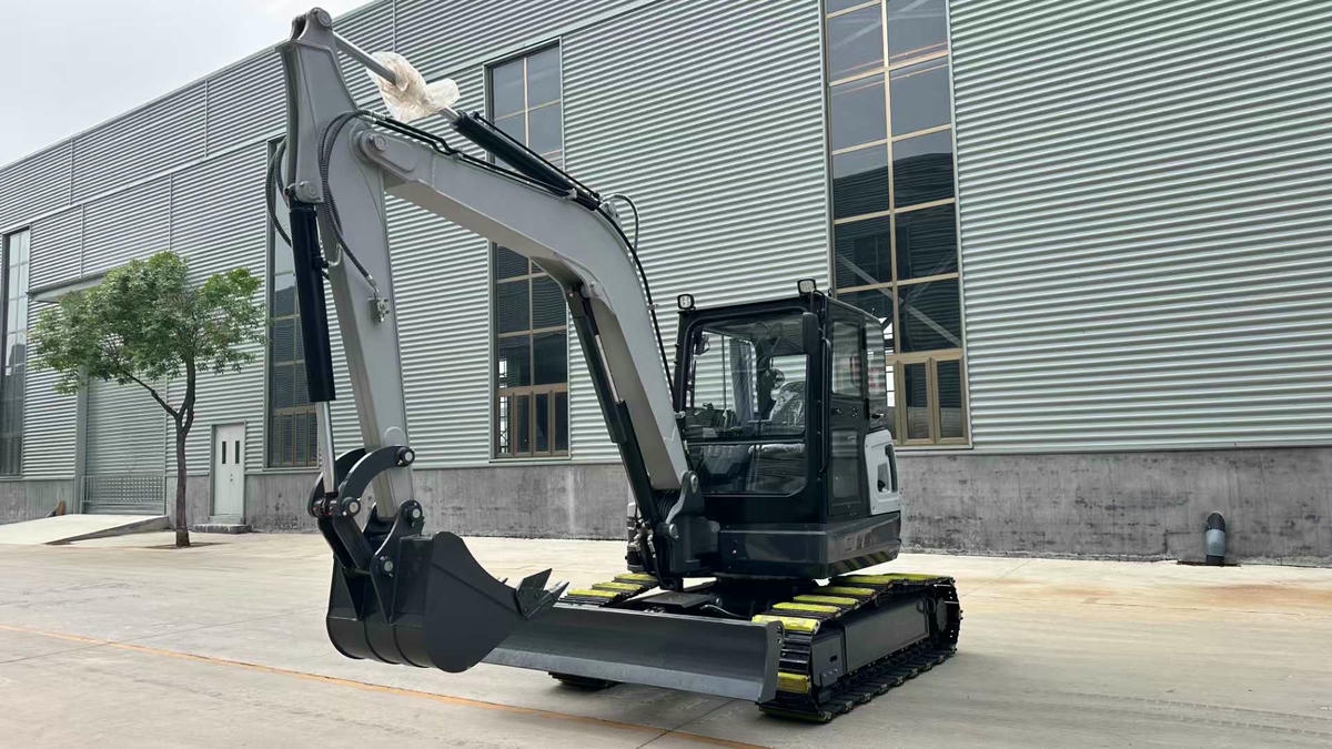 Piccolo scavatore da giardino