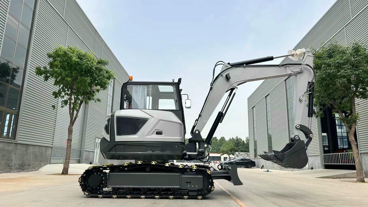 Piccolo scavatore da giardino