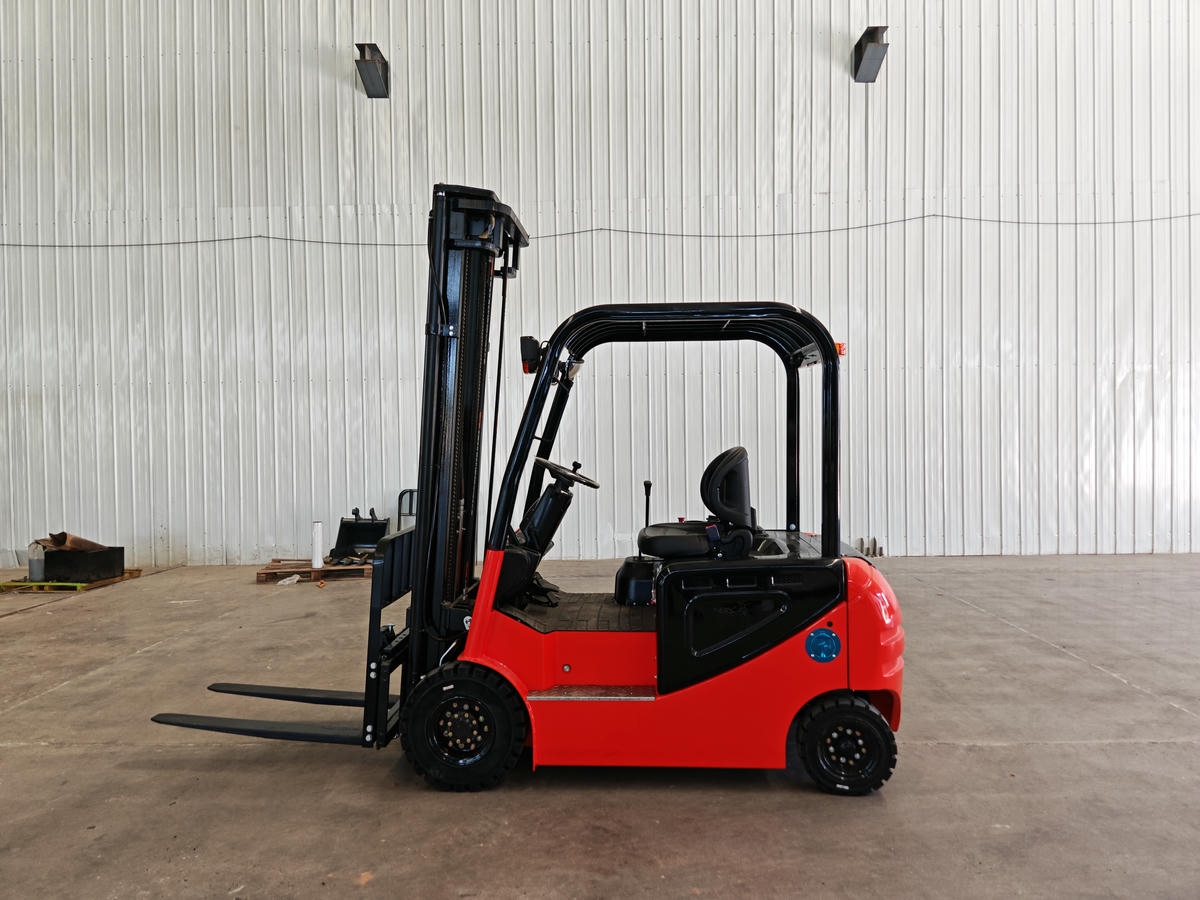 Carrello elevatore elettrico da 2,5 t